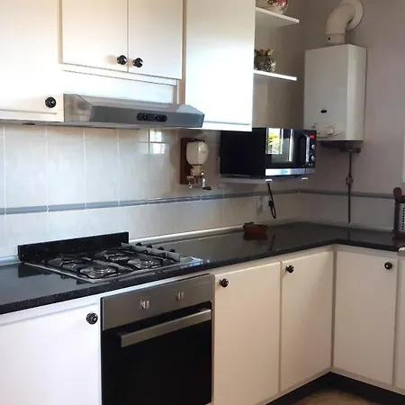 ヴィラ Julia リョレート・デ・マル